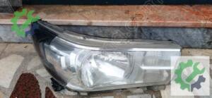 Toyota hillux sağ far | ÇIKMA PARÇA