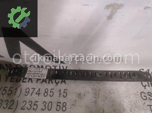 Volkswagen Jetta Tampon Braketi çıkma parça