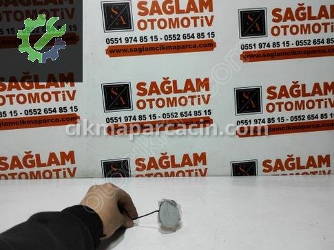 Volkswagen Caddy Çeki Demir Kapağı çıkma parça