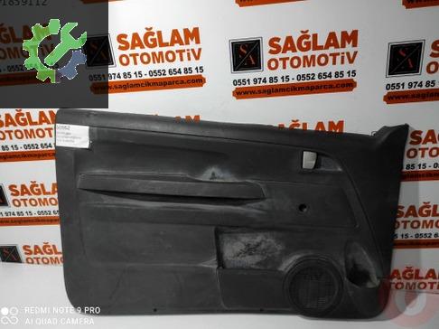 Volkswagen Fox Kapı Döşemesi çıkma parça