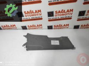 VW GOLF 05-11 ÇIKMA SAĞ ORTA DİREK KAPLAMA OEM; 1K4867298