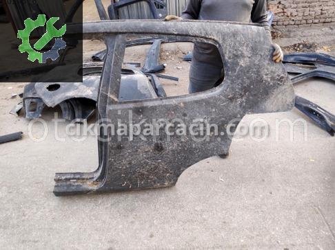 Volkswagen Golf Arka Çamurluk çıkma parça