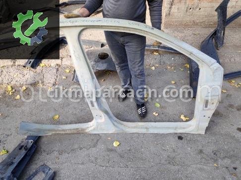 Volkswagen Jetta Arka Çamurluk çıkma parça
