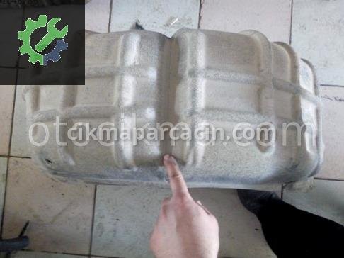 Volkswagen Jetta Davlumbaz çıkma parça