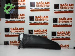 VW JETTA 2015 ÇIKMA SAĞ ARKA DİREK ALT KAPLAMA OEM; 5C6867766