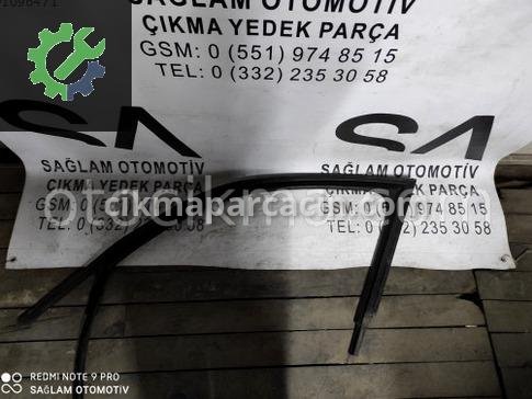 Volkswagen Jetta Kapı Direği çıkma parça