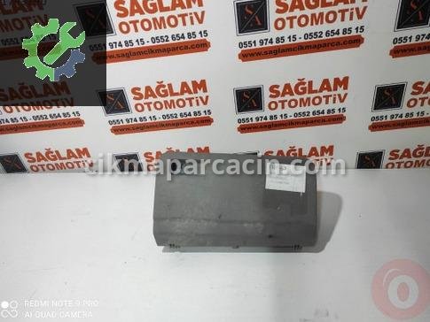 Volkswagen Jetta Torpido Kapağı çıkma parça
