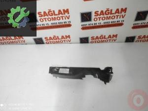 VW PASSAT 2014 SOL RADYATÖR HAVA KILAVUZU OEM; 3G0121283A