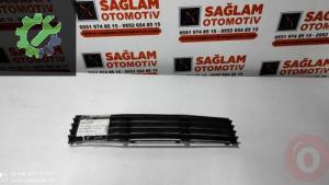 VW PASSAT B5 01-05 ÇIKMA ÖN TAMPON IZGARASI OEM; 3B0853677