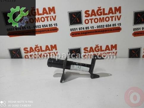 Volkswagen Passat Tampon Braketi çıkma parça