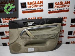 VW PASSAT B5 ÇIKMA SAĞ ÖN KAPI DÖŞEMESİ OEM; 3B0867012