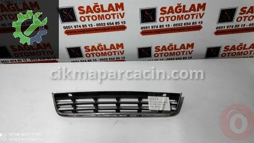Volkswagen Passat Tampon Izgarası çıkma parça
