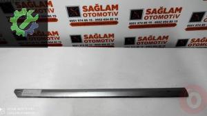 VW PASSAT B8 ÇIKMA SOL ÖN KAPI ÇİTASI OEM; 3G0854939