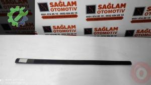 VW POLO 02-08 ÇIKMA SAĞ ÖN KAPI ÇİTASI OEM; 604853516