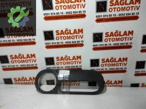 VW POLO ÇIKMA SOL ÖN KAPI DÖŞEMESİ CEBİ OEM; 6N0867133B