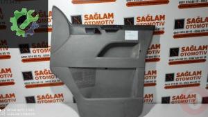 VW T5 CARAVELLE ÇIKMA SAĞ ÖN KAPI DÖŞEMESİ OEM; 7H2867104