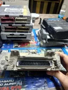 0055452132/0265101018 Mercedes 190 2.0 abs beyni