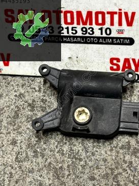 0132801363 PASSAT B6 B7 KALORİFER KLİMA AYAR FLAP MOTORU