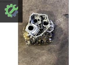 01J301383T AUDİ A6 LDV ŞANZIMAN ARA KAPAK