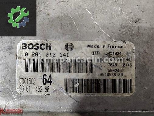Peugeot 807 Motor Beyni 0281012141 çıkma parça