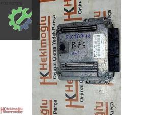 0281014648 RENAULT TRAFİC OPEL VİVARO MOTOR BEYNİ