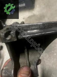 028145531C GOLF CADDY DİREKSİYON POMPA AYAĞI