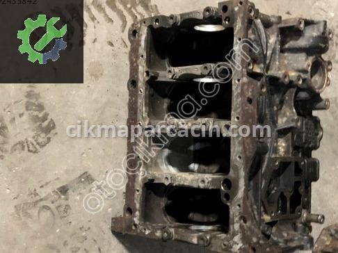 Audi A3 Blok 038021CE çıkma parça