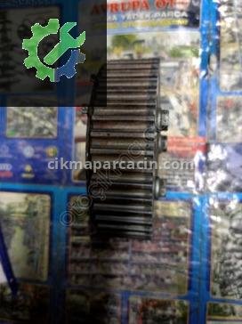 Volkswagen Transporter Kasnak 038109111E çıkma parça