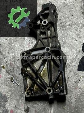 Volkswagen Caddy Bağlantı Braketi 038903143AF çıkma parça