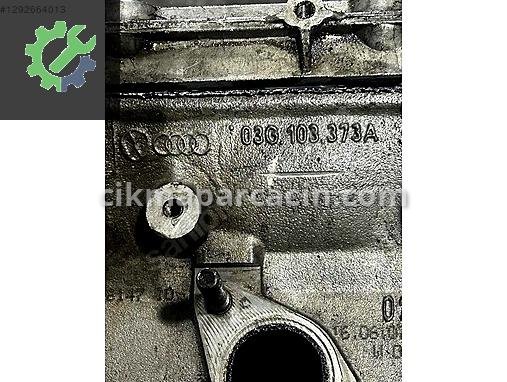 Audi A4 Silindir Kapağı 03G103373A çıkma parça