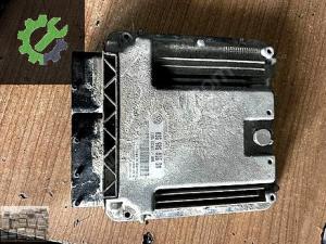 03G906016DM AUDİ VW CADDY MOTOR BEYNİ