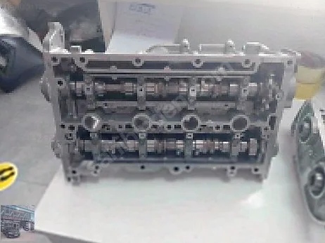 Volkswagen Touran Silindir Kapak 03L103373 çıkma parça