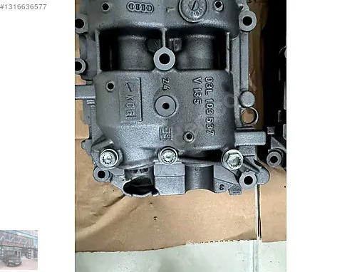 Volkswagen Golf Yağ Pompası 03L103537 çıkma parça
