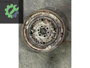 03L105266DD CADDY GOLF JETTA PASSAT 1.6 TDİ CAY OTOMATİK VOLANT