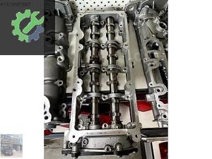 03L109021 Volkswagen Caddy 2.0 TDI Eksantrik Seti (2010/2020)