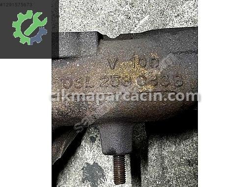Audi A4 Egzoz Manifoldu 03L253033B çıkma parça