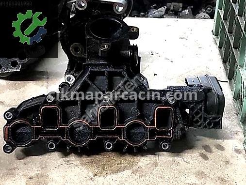 Volkswagen Polo Emme Manifoldu 03P129711D çıkma parça