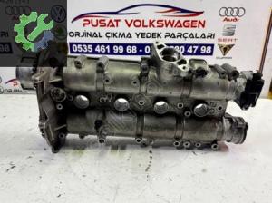03C 103 475 BC PASSAT 1.4 TSI ÇIKMA ORJİNAL EKSANTİRİK MİLİ