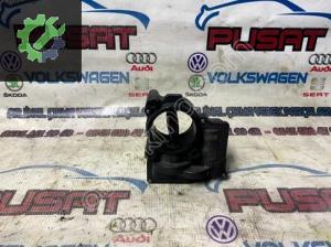 03C 128 063 A BOĞAZ KELEBEĞİ GAZ KELEBEĞİ ÇIKMA 1.4 TSİ