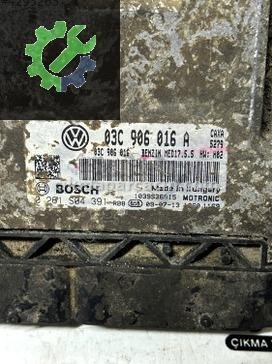 Volkswagen Golf Motor Beyni 03C906016A çıkma parça