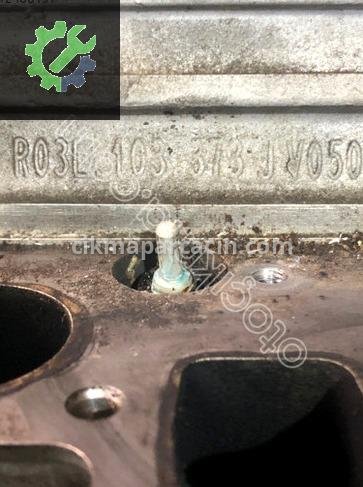 Audi A6 Silindir Kapak 03L103373J çıkma parça