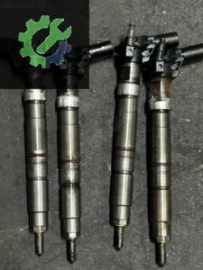03L130277C 0445116035 TRANSPORTER AMAROK 2.0 TDİ CAA ENJEKTÖR (2. Adet)