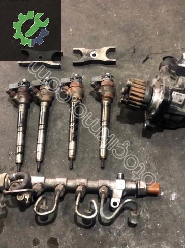 03L130277J 03L130755AC AMAROK CRAFTER AUDİ ENJEKTÖR POMPA