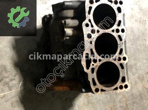 Volkswagen Polo Blok 045103021N çıkma parça