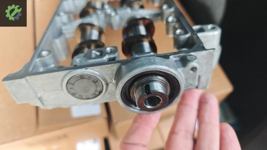 Audi A3 Eksantrik 04L103308C çıkma parça