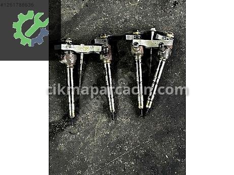 Volkswagen Passat Enjektör çıkma parça