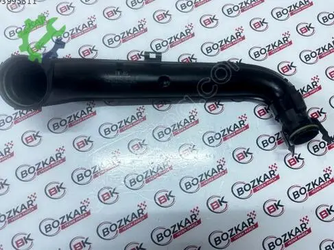 Volkswagen Golf Turbo 04E145673F çıkma parça