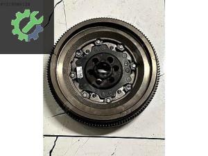 05E105266D TİGUAN KAROQ 1.5 TSİ DAD OTOMATİK ŞANZIMAN VOLANT