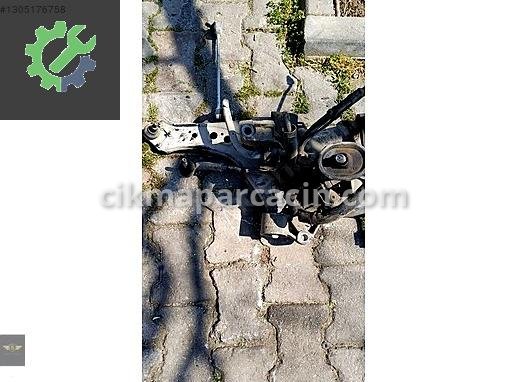 Volkswagen Polo Ön Travers 06-2010 çıkma parça