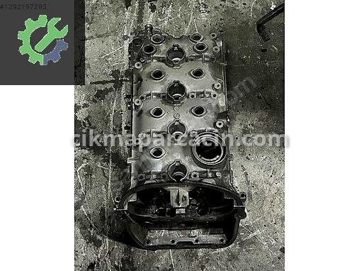 Audi A4 Silindir Kapağı 06H103373J çıkma parça